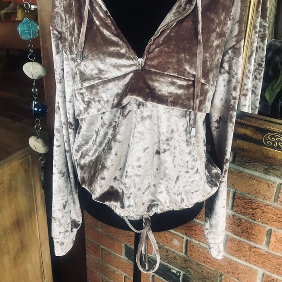 Frank & Oak Tops - Frank + Oak Light Pink Crushed Velvet Half Zip